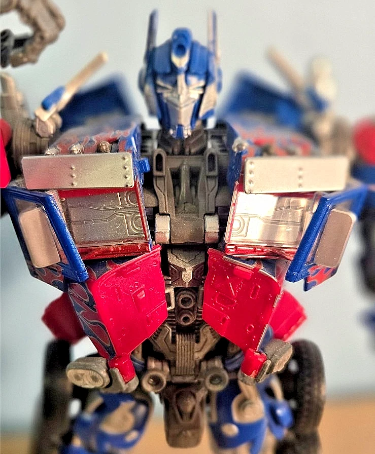 Rare 2017 Transformers MPM-4 Movie Masterpiece OPTIMUS PRIME metal/plastic Tomy - Image 3 of 4