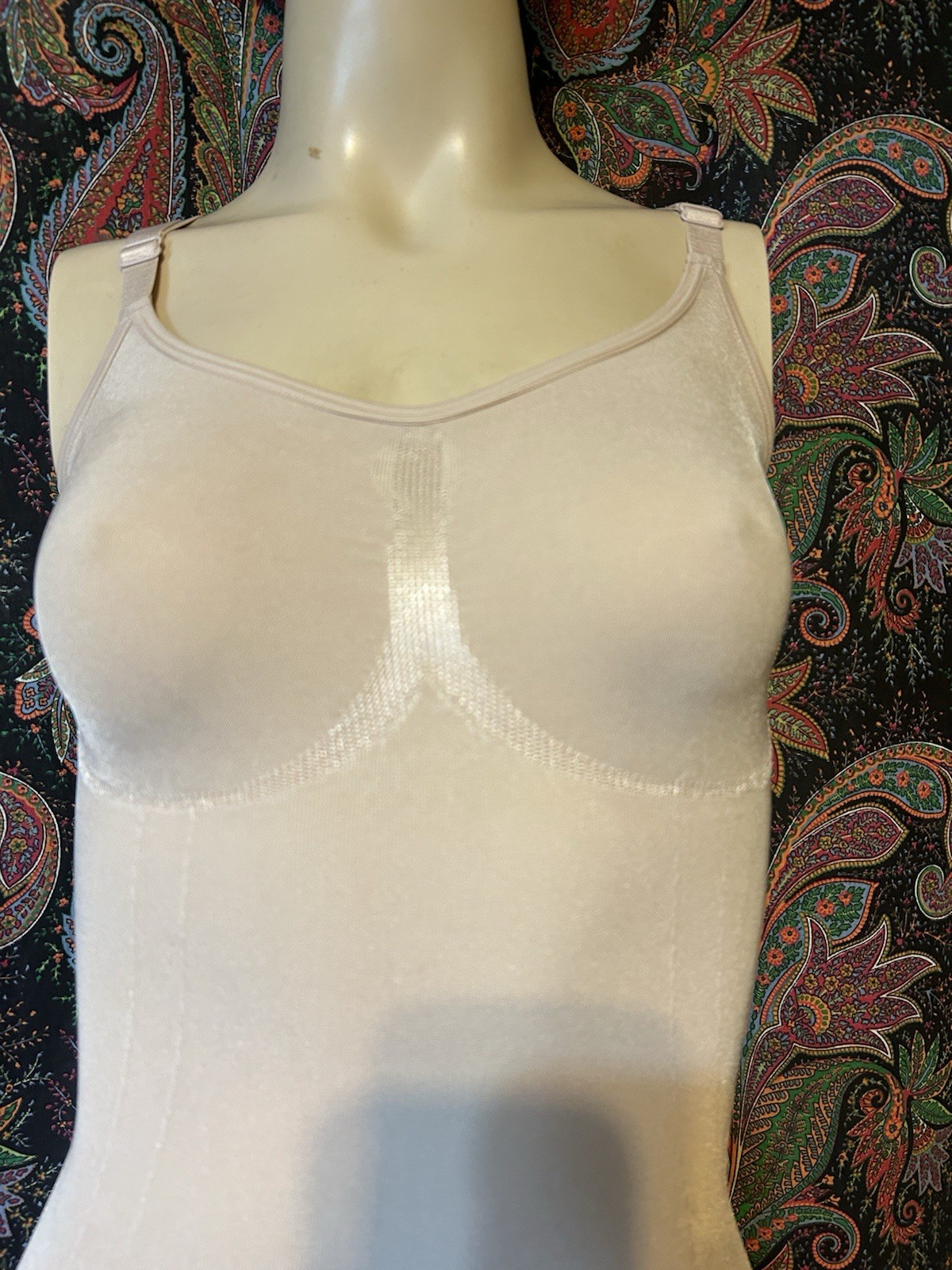 Curveez Comfort Evolution Full Body Shaper Beige Size M NWOT