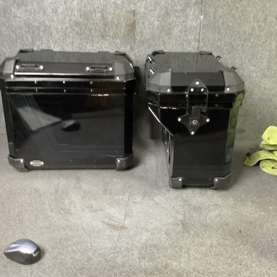 Large Capacity Hard-Side Saddlebag Boxes 19''x16''x11'' M121C