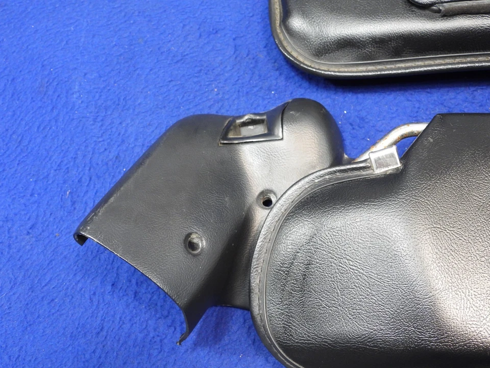 Пара оригинальных черных солнцезащитных козырьков для кабриолета 93 1993 Ford Mustang M04 - Изображение 4 из 4