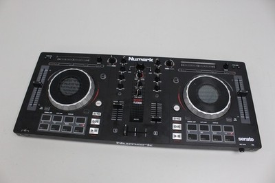 Numark Mixtrack Platinum Master FX MIDI Controller Serato (C31037528)