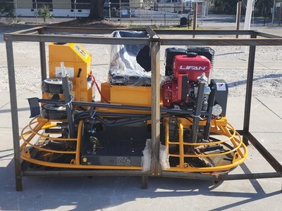 POWER TROWEL Concrete 13HP RIDE ON GAS POWERED  w/ Water Sprinkler