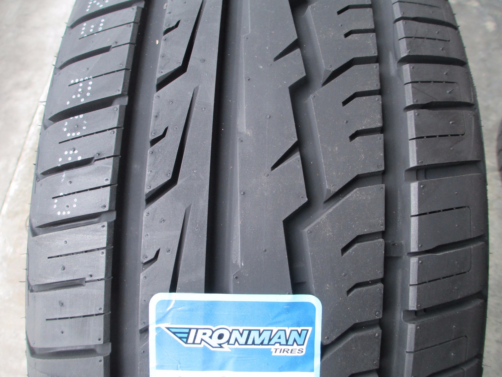 4 New 275/45R22 Ironman Imove Gen2 SUV Tires 275 45 22 2754522 R22 45R