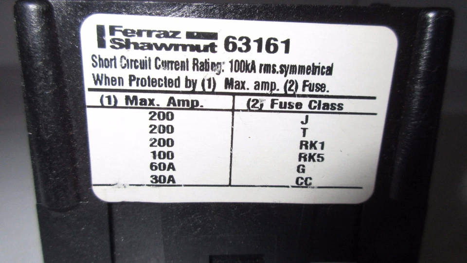 FERRAZ SHAWMUT POWER DISTRIBUTION BLOCK 63161 1 POLE 600V Short Circuit 100kA - Image 2 of 4