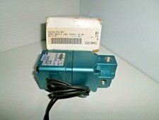 NEW IN BOX  MAC 224B-531BAAA Solenoid Valve  24Vdc   USA