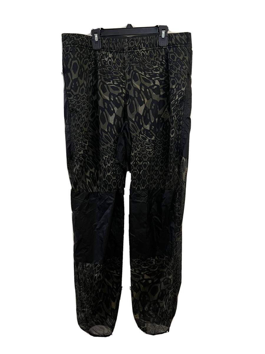 NIKE ACG DRI FIT HAPPY ARACHNID PANTS [DB4101 355] SEQUOIA GREEN 