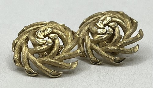 Vintage CROWN TRIFARI Brushed & Shiny Goldtone SPIRAL TWIG Earrings MOD STYLING - 第 5/11 張圖片