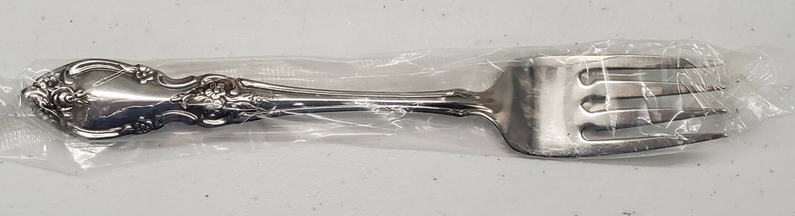 Oneida - Louisiana Silverware - Various Utensils - Spoons, F
