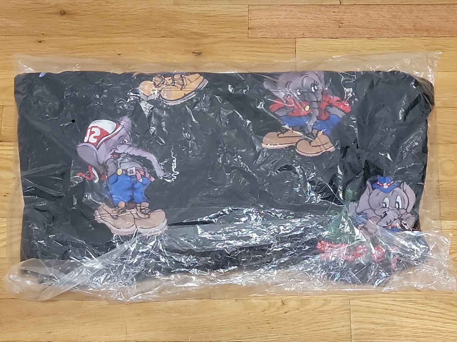 NIB Supreme Elephant Hooded Sweatshirt, Black M, FW22SW86 | eBay