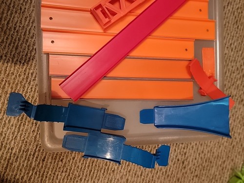 Hot Wheels Lot 19 Parts Track Loop Base Ramp 3-Wide 2002 - Picture 5 of 7