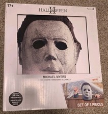 Halloween II Michael Myers Fence Creeper Prop, Plastic, Black/White/Gray