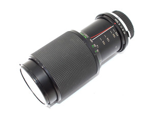 Vivitar 75-205mm f3.8 Zoom Macro Lens for Olympus OM