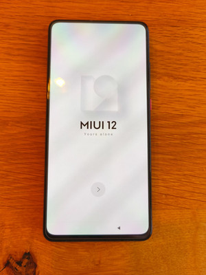 Xiaomi Mi 9T 6GB RAM 64GB Carbon Black + Ersatzteile und Zubehörpaket