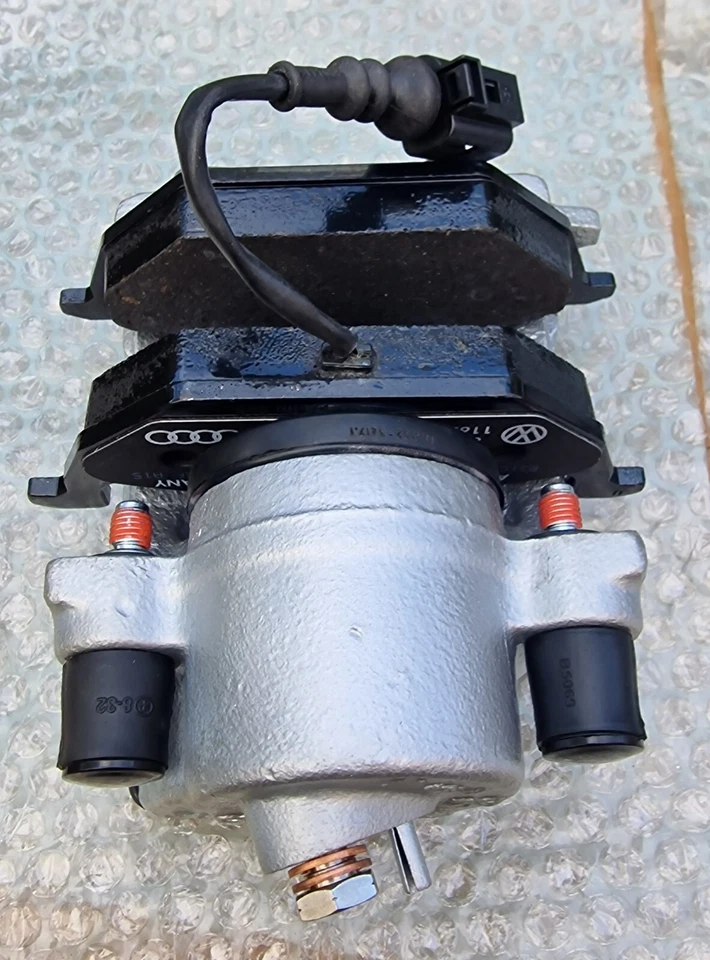 AUDI A3 8L VW Golf MK4 Front OEM Brake Calipers & Pads Set/256mm/280mm FSIII ATE - Image 4 of 4