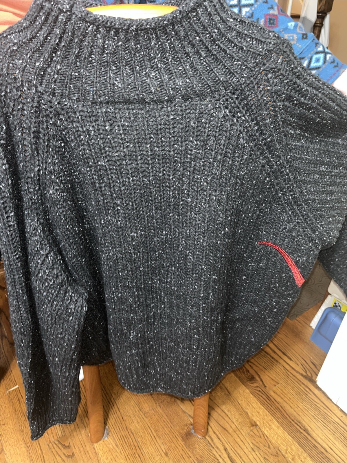 Picture 4 of 5