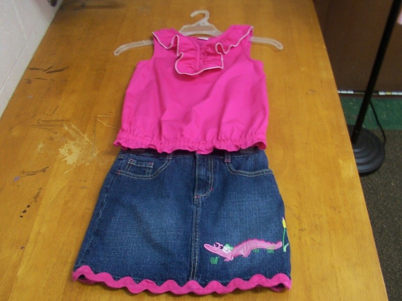 Gymboree "Island Lilly" Ric Rac Alligator Skort & Picot Ruffle Trimmed Top-7