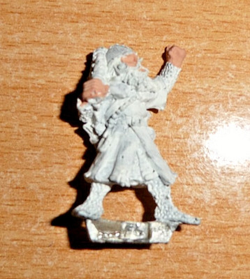 1 METAL PRIMED Viking  28mm Viking Northern European Feudal GAMES WORKSHOP 1987