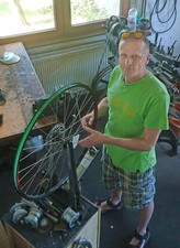 Einspeichen Umspeichen Zentrieren für eine Fahrradfelge Laufrad E-Bikemotor uvm.