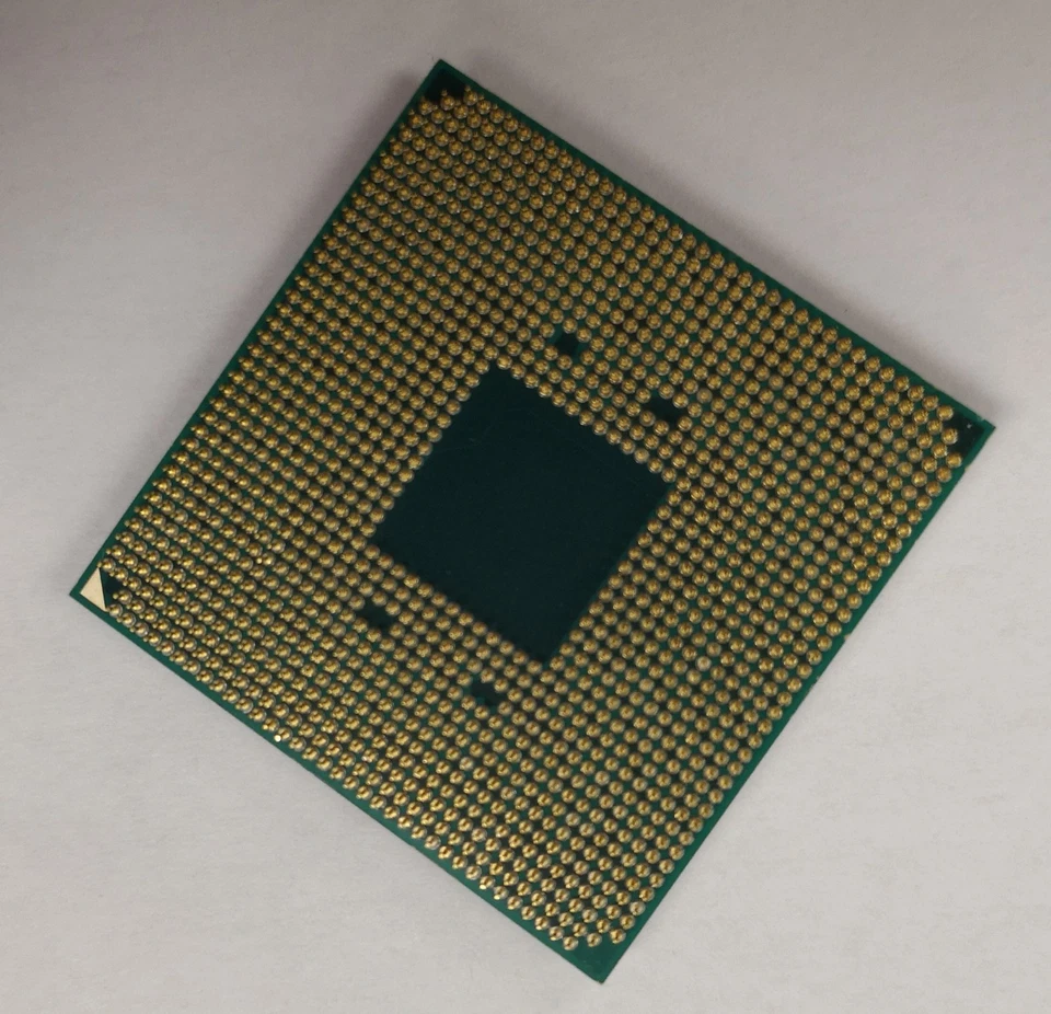 AMD Ryzen 5  1600 Desktop CPU Processor  R5 Socket AM4 YD1600BBM6IAE 6 cores - Image 2 of 3