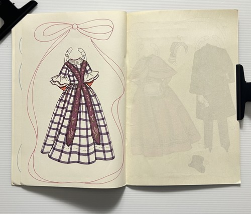 Little Women A Paper Doll Book Number 4477 Artcraft PB - Picture 6 of 7