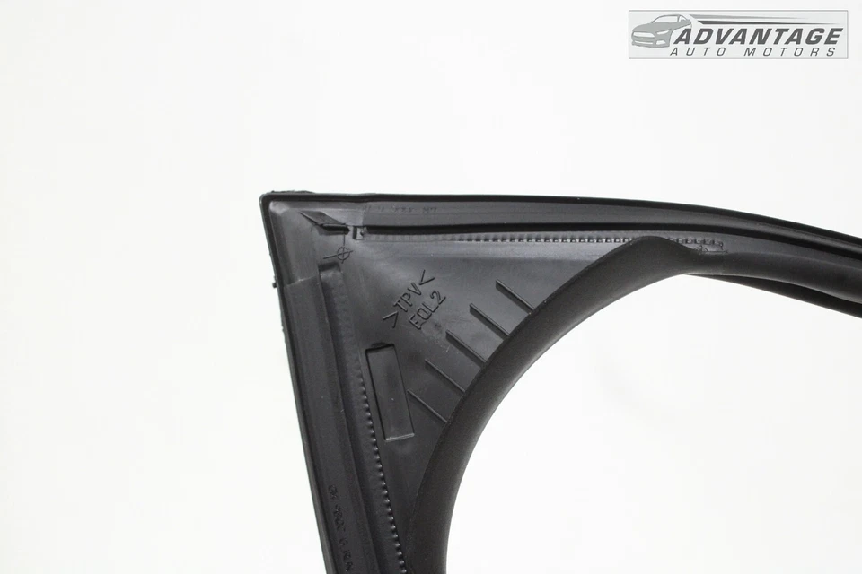 2024 CHEVROLET TRAX ПЕРЕДНЯЯ ЛЕВАЯ БОКОВАЯ ДВЕРЬ ЗАПУСТИТЬ КАНАЛ УПЛОТНИТЕЛЬНАЯ ПОЛОСКА OEM - Изображение 4 из 4