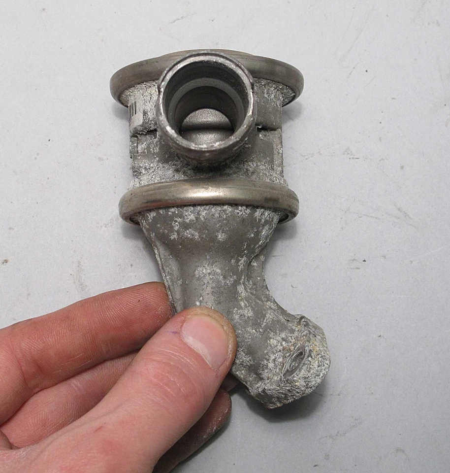 BMW E46 X3 Secondary Air Injection EGR Valve Emissions 2004-2006 USED OEM - Image 2 of 4