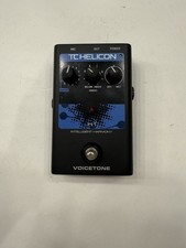 TC Helicon Voicetone H1 Intelligent Harmony Vocal Effect Pedal  Power Supply