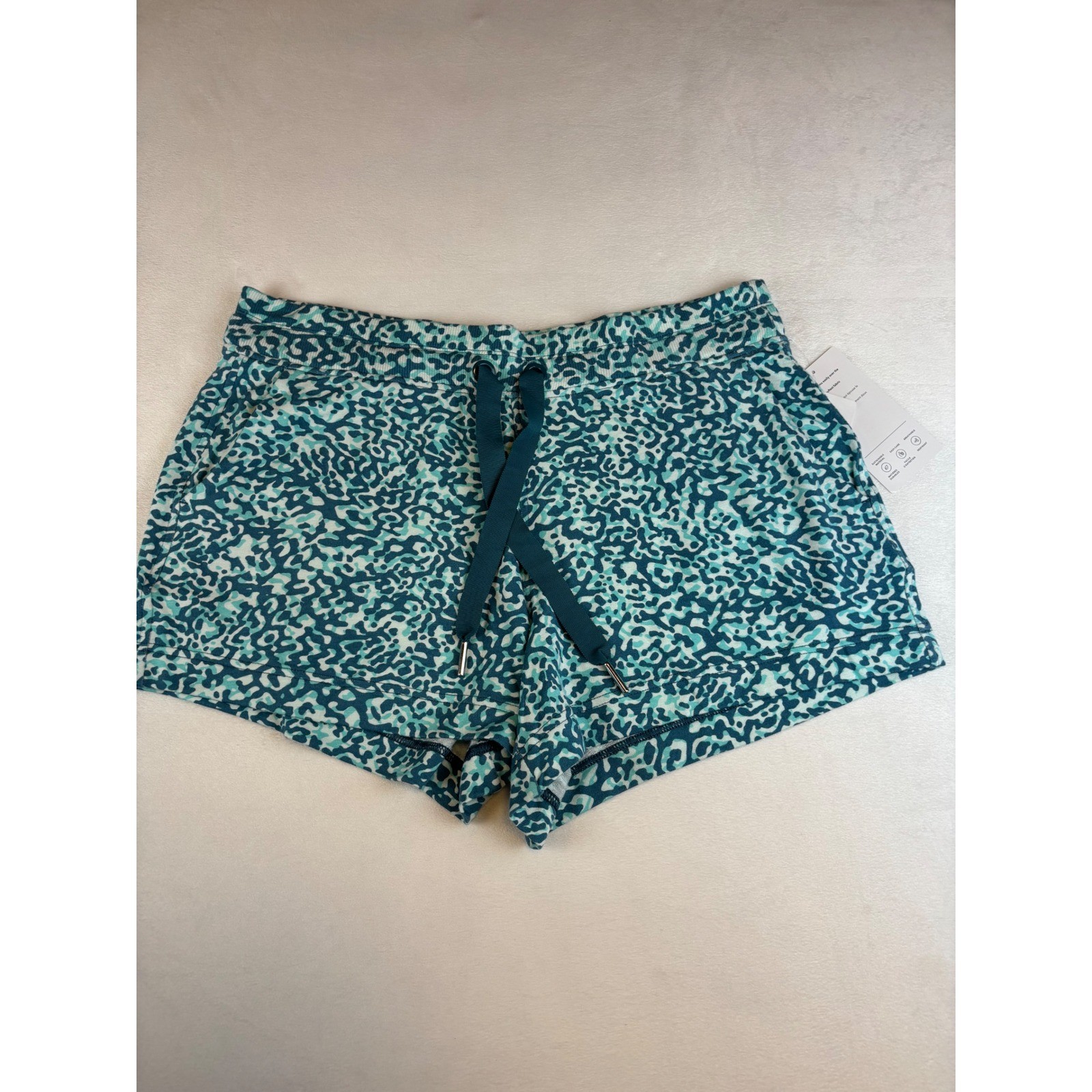 Athleta Balance 4" Shortie Shorts Teal Blue Abstract Print - Women's Large New thumbnail 8