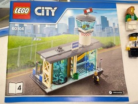 Lego City Airport Passenger Terminal Set #60104 - COMPLETE