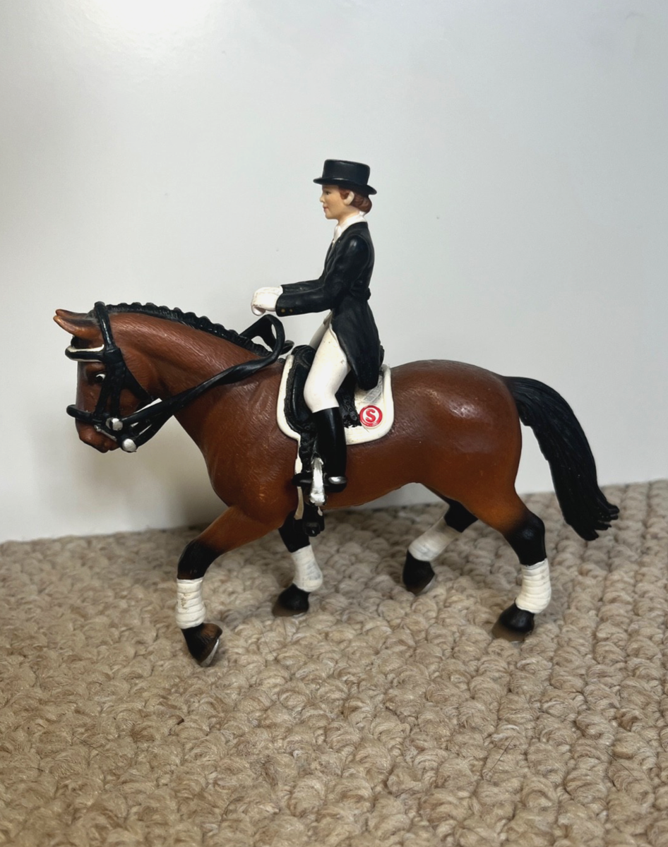 Schleich Hanovarian mare 13296 dressage riding set horse and rider