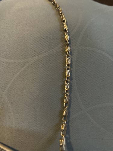 BORSA POCHETTE IN RETE ARGENTO CON TRACOLLA A CATENA E FODERA IN RASO GRIGIO - Foto 3 di 6