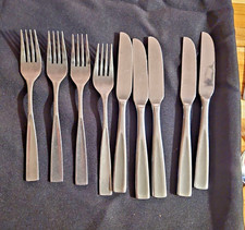 Rogers Co Stainless Korea 4 Forks 5 Knives. Flatware.