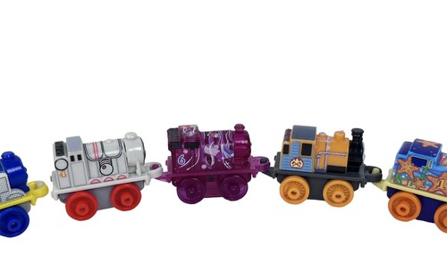 Thomas & Friends Minis Batman, Space Gordon, Breakfast Thomas + ¡Más! Lote de 14 - Imagen 13 de 16