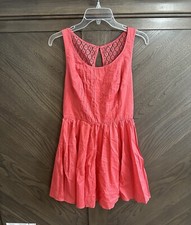 Lauren Conrad Crochet Dress Size 8