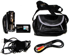 Panasonic SDR-S71GK Handheld Digital Camcorder 78X Zoom 5.0V/3.5V 7.7W