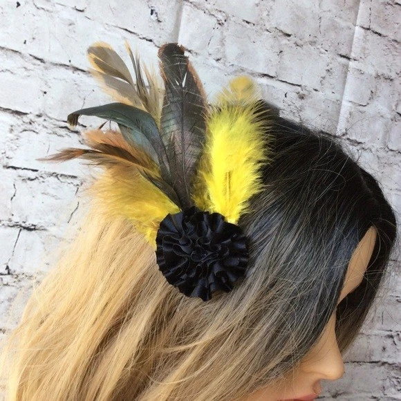 YELLOW FEATHER TRIBAL GOGO DANCER PERFORMER HARNESS COVER UP SET NECKLACE HAIR  - Image 3 of 4