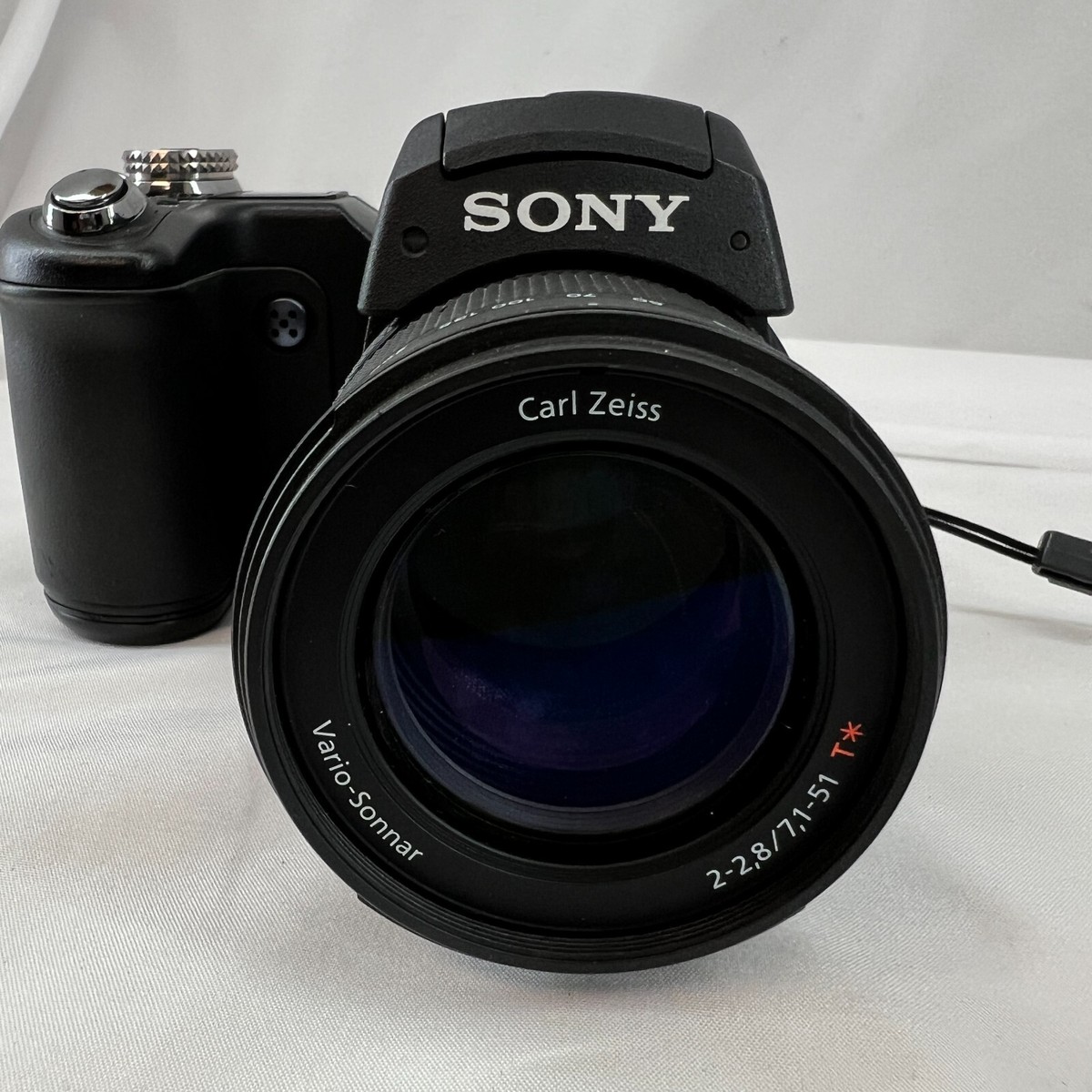 Sony Cyber-Shot DSC F828 Digital Camera 7X Zoom Zeiss Lens From JAPAN Tested