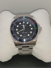 GUCCI 136.2 Silver Dial Quartz Mens Watch Auth Japan