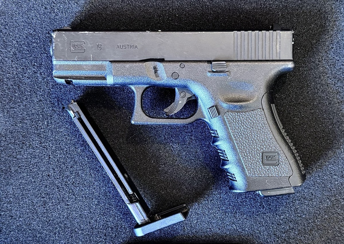 CO2ガスガン ZEWI GLOCK CO2ガスガン ZEWI GLOCK CO2ガスガン ZEWI