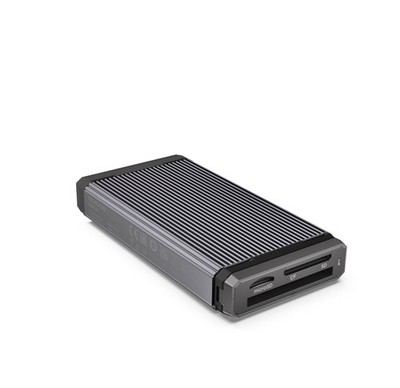 SanDisk  PROFESSIONAL PRO-READER Multi-Card Reader