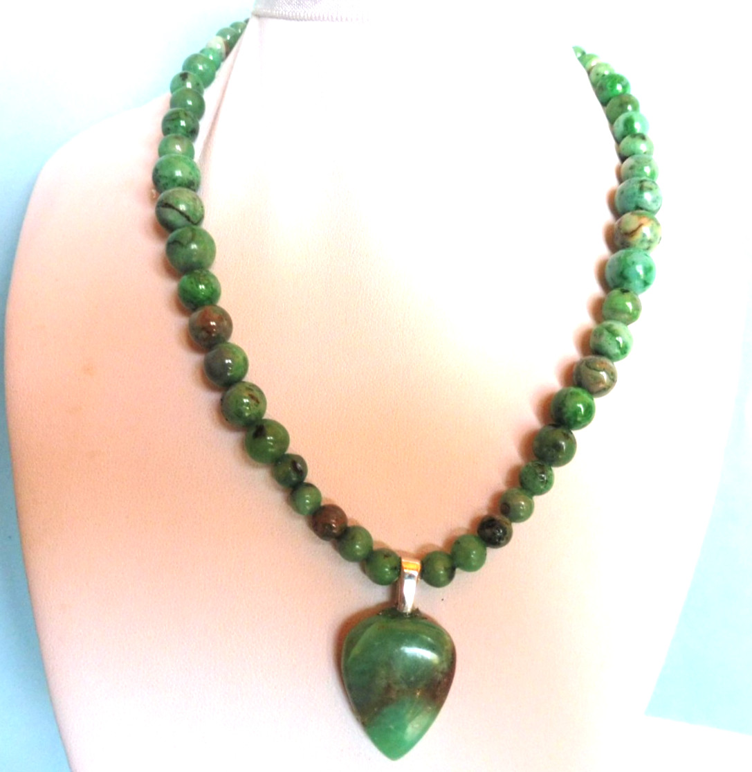 Collier en chrysoprase précieuse anti-ternissement en argent massif véritable