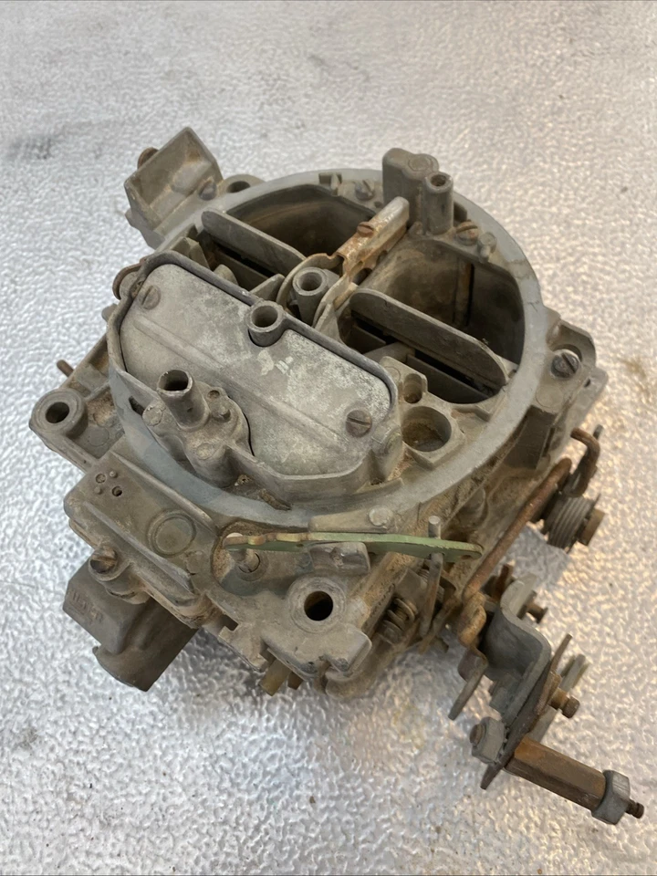 Rochester Quadrajet R4-4MV 4 Barrel Carburetor fits '77 GM Trucks 17057213 - Image 2 of 4