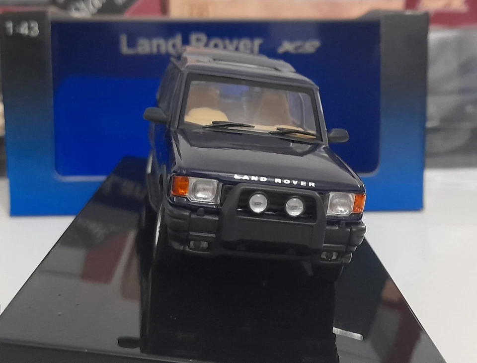 AutoArt 1:43 Land Rover Discovery 1994 (no Minichamps, Kess, Neo, Matrix, Norev) - Immagine 3 di 4