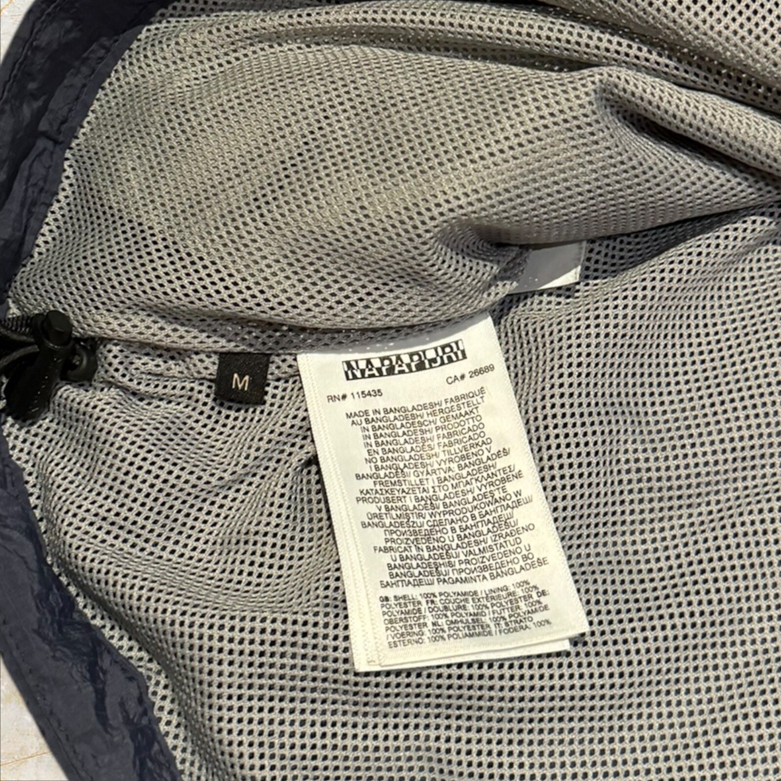 Foto 9 di 11
