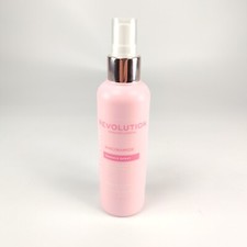 REVOLUTION Skincare Niacinamide Mattifying Essence Spray Mattify Refresh 3.38 oz