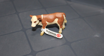 Schleich Fleckvieh Calf Baby Cow #13132 Animal Figure New Free S&H