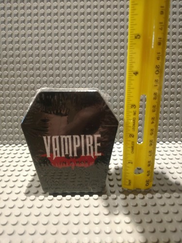 *VAMPIRE IN A BOX* - BOOK, FANGS, BLOOD CAPS, PENDANT -NEW- STILL SEALED! - Picture 4 of 5