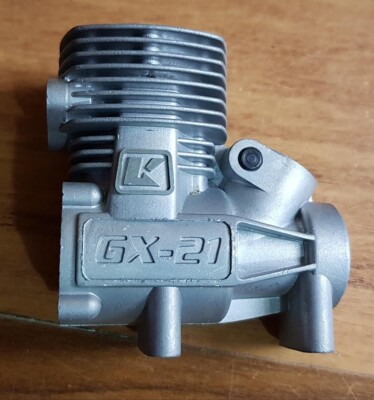 Red-Bull-RB7 de agostini 1:7  Kyosho GX-21 Crankcase