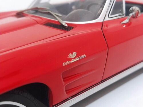 Chevrolet Corvette Covertible Sting Ray 1963 - Autoart 1:18 GM Shop - Imagen 6 de 24