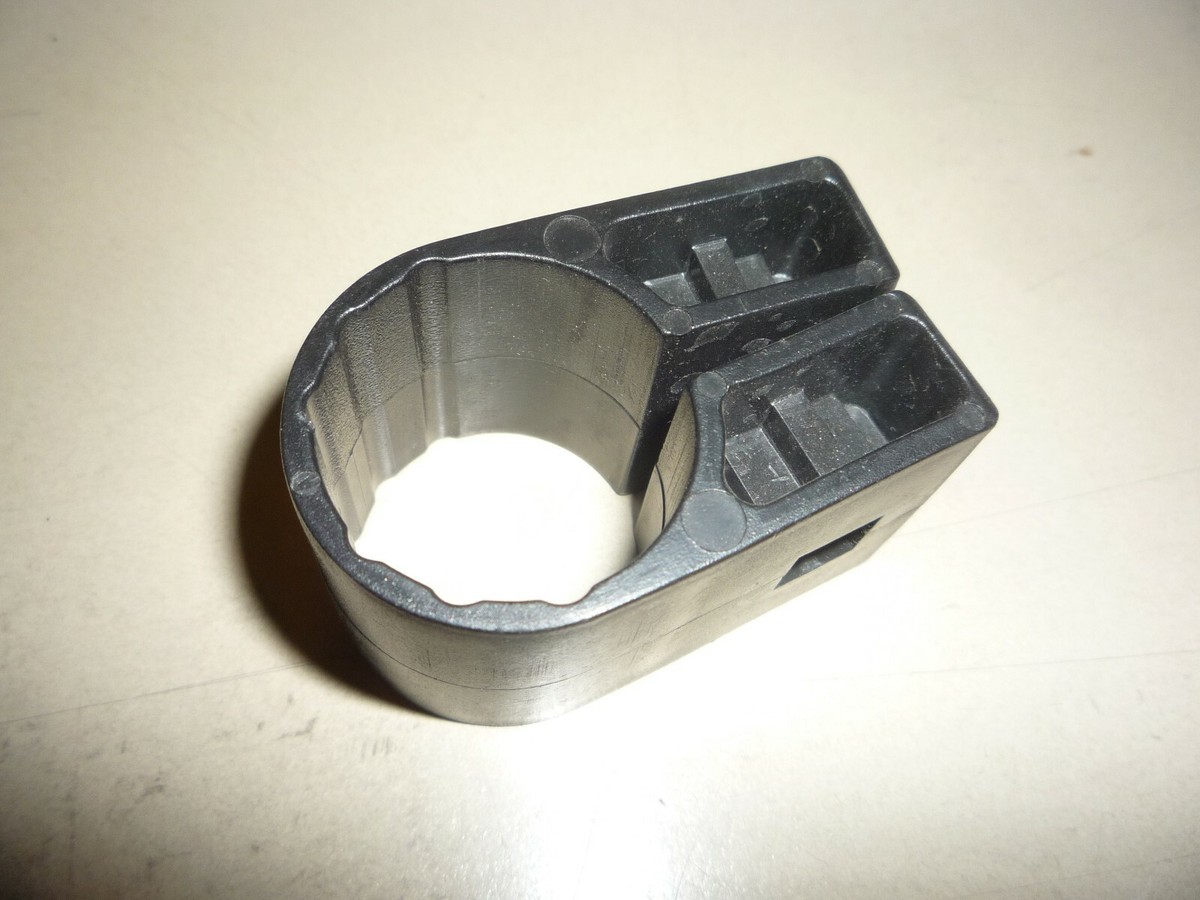 YAKIMA WRAP AROUND MIGHTY MOUNT FOR ROUND BARS